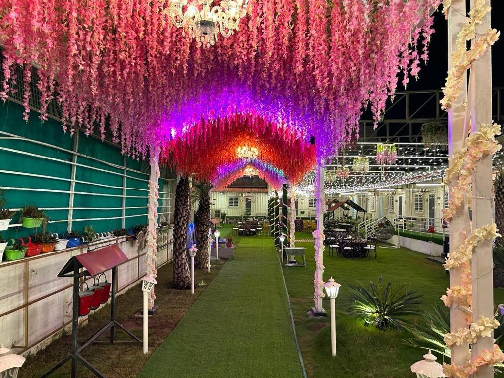 4 Seasons Resort By Jain Residency Sohna エクステリア 写真