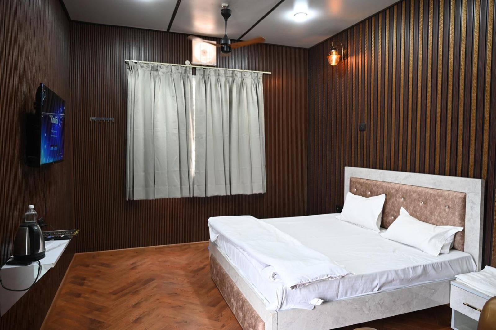 4 Seasons Resort By Jain Residency Sohna エクステリア 写真